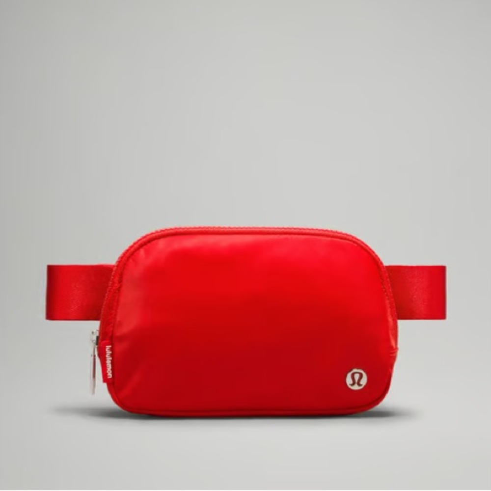 Lululemon Everywhere Belt Bag in Hot Heat NWT